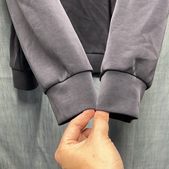 The Lazy One long sleeve sweater size medium - Picture 7 of 10